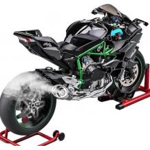 Мотор Kawasaki Ninja H2R 1:6 с пушек