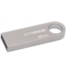 USB Flash памет Kingston USB 2.0 Data Traveler SE9 8GB - сребриста