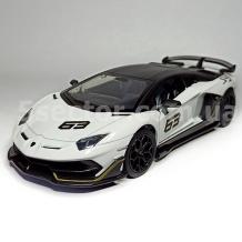 Метална кола с отварящи се врати капаци светлини и звуци Lamborghini Aventador SVJ 63 1:24 - бяла