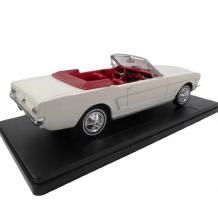 Метална кола Ford Mustang Convertible 1965 crème - SALVAT 1:24